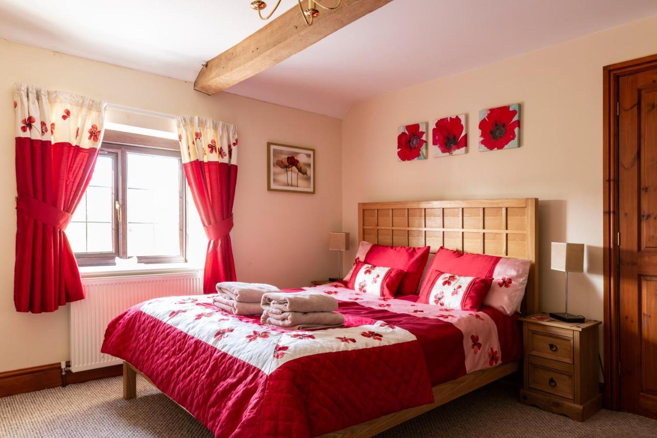 Herefordshire Holiday Cottages Lea Экстерьер фото